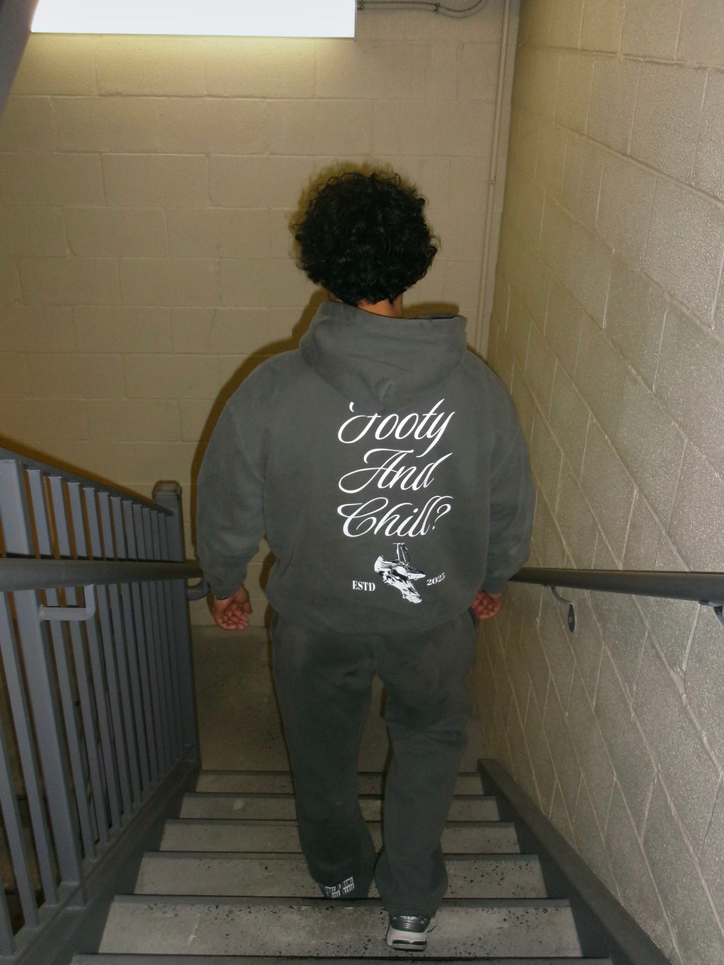 Footy & Chill Oversize Fleeced Hoodie